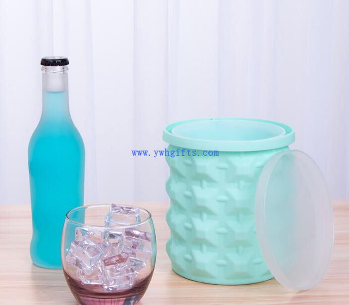 Silicone Cylindrical Ice Genie Wine Ice Bucket With Lid